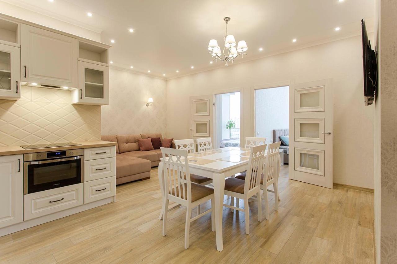 2-Roomed Apartment With Living Room Odesa Exterior photo
